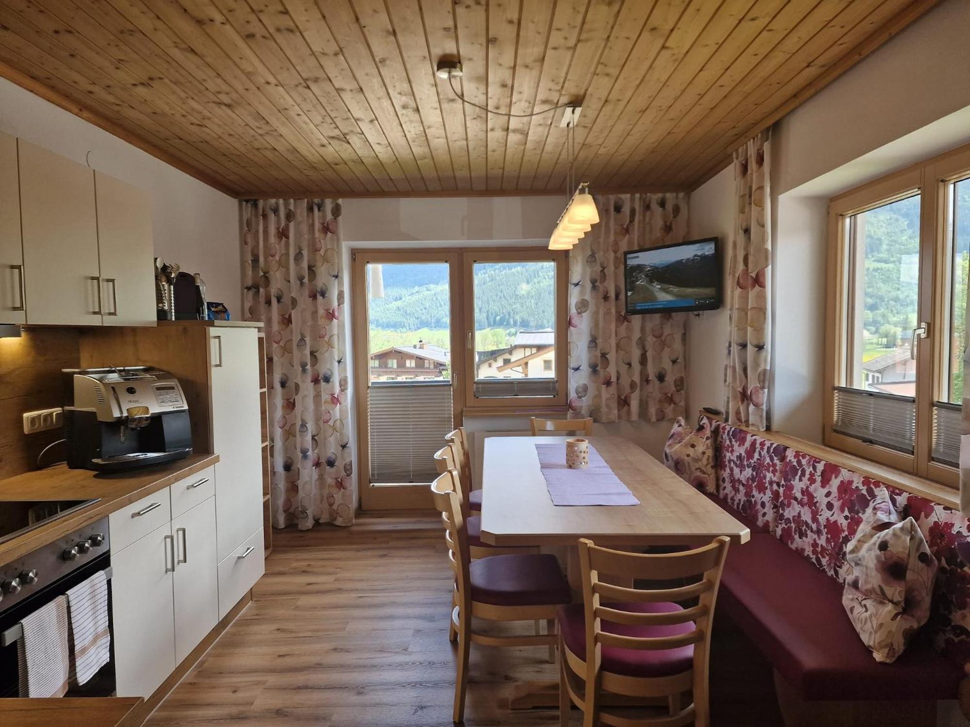 Haus Hoellerer Уттендорф Экстерьер фото